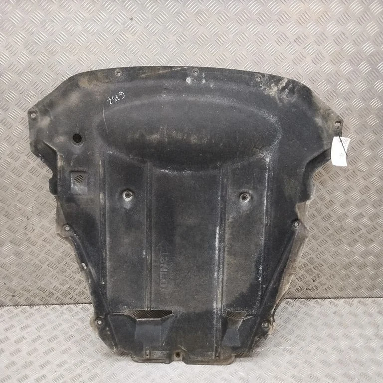 Motora dibena aizsargs 758923NL0A