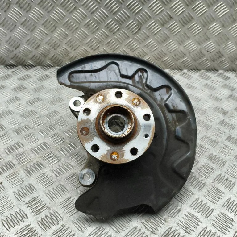 Priekšējā rumba 5Q0615311G