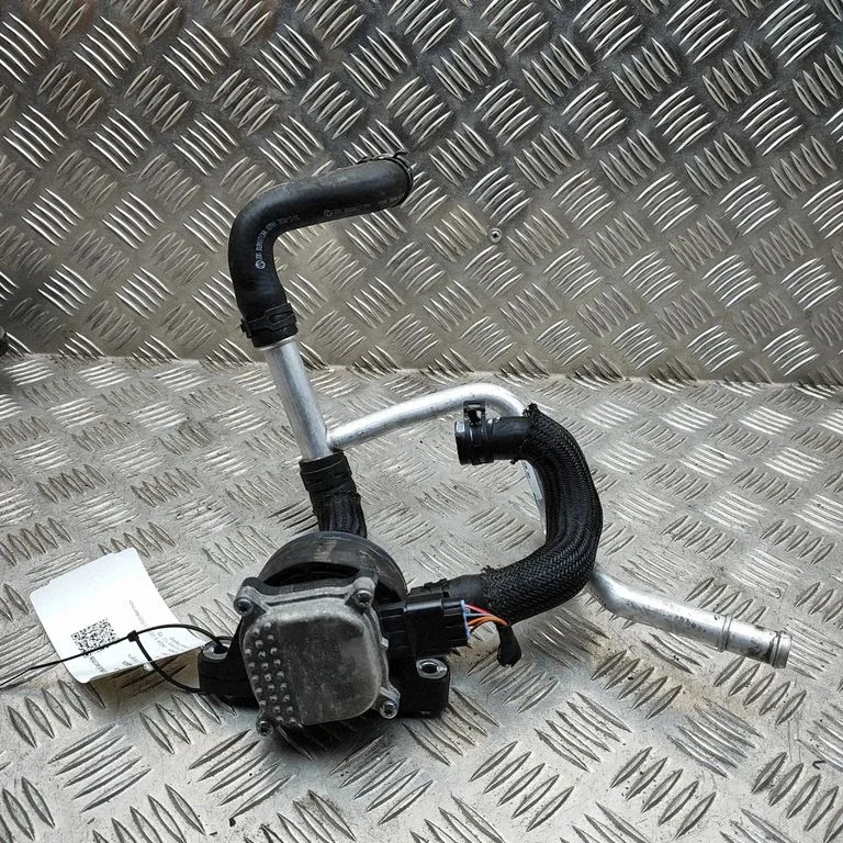 Elektryczna pompa cyrkulacyjna 302001713AA – Chery Omoda 9/C9 (2022-)