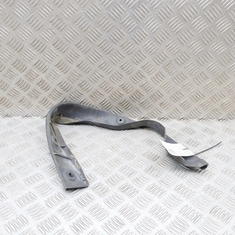 Fender trim (molding) N24356916