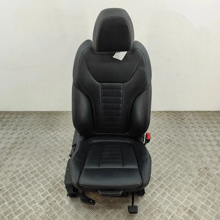 Front passenger seat 7472486