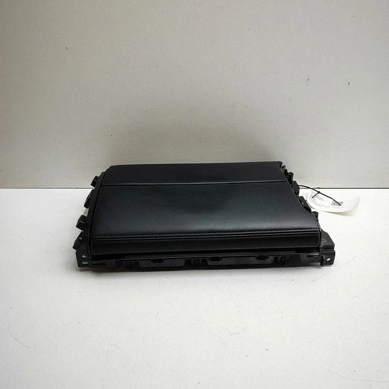 Käetugi T225307136 – Chery Omoda 9/C9 (2022-)