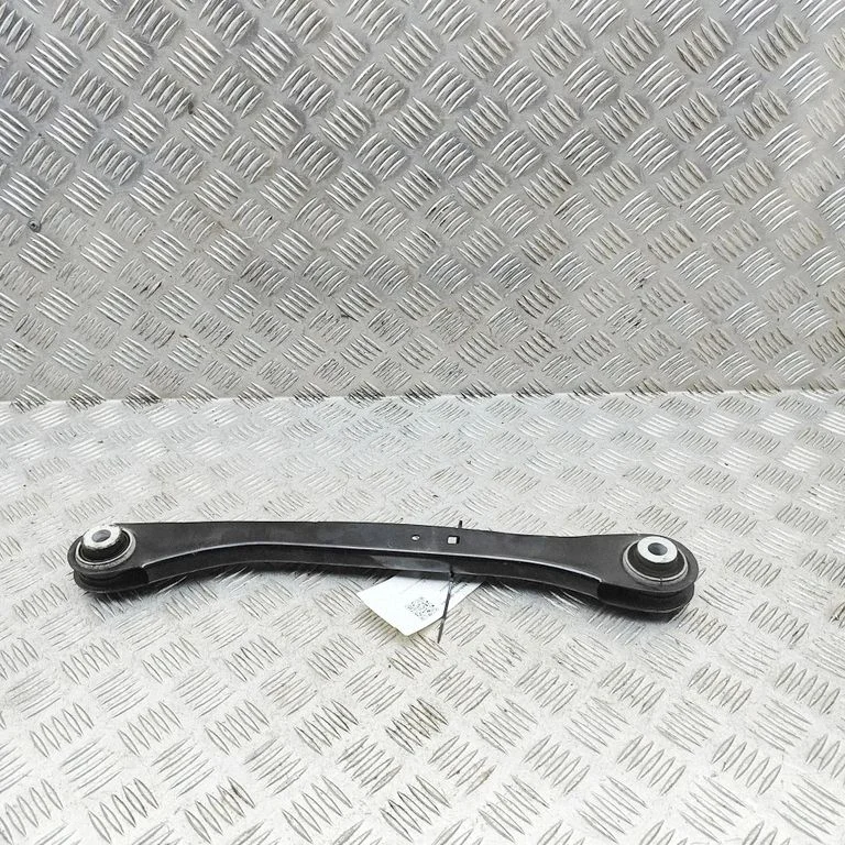 Tagumine ülemine õõtshoob 6866437