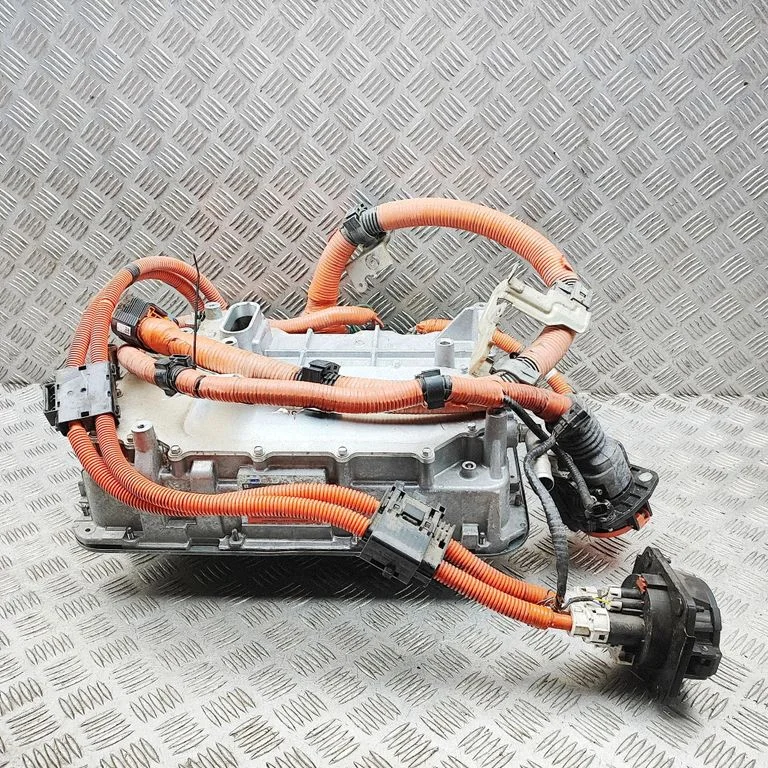 Inverter (pingemuundur) – Nissan Leaf II (ZE1) (2017-2025)
