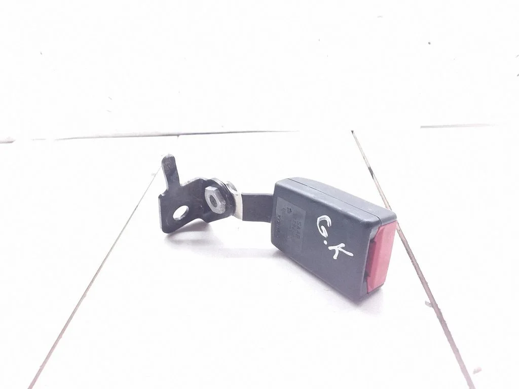 Rear seatbelt buckle – Saab 9-3 Ver1 (1998-2005)