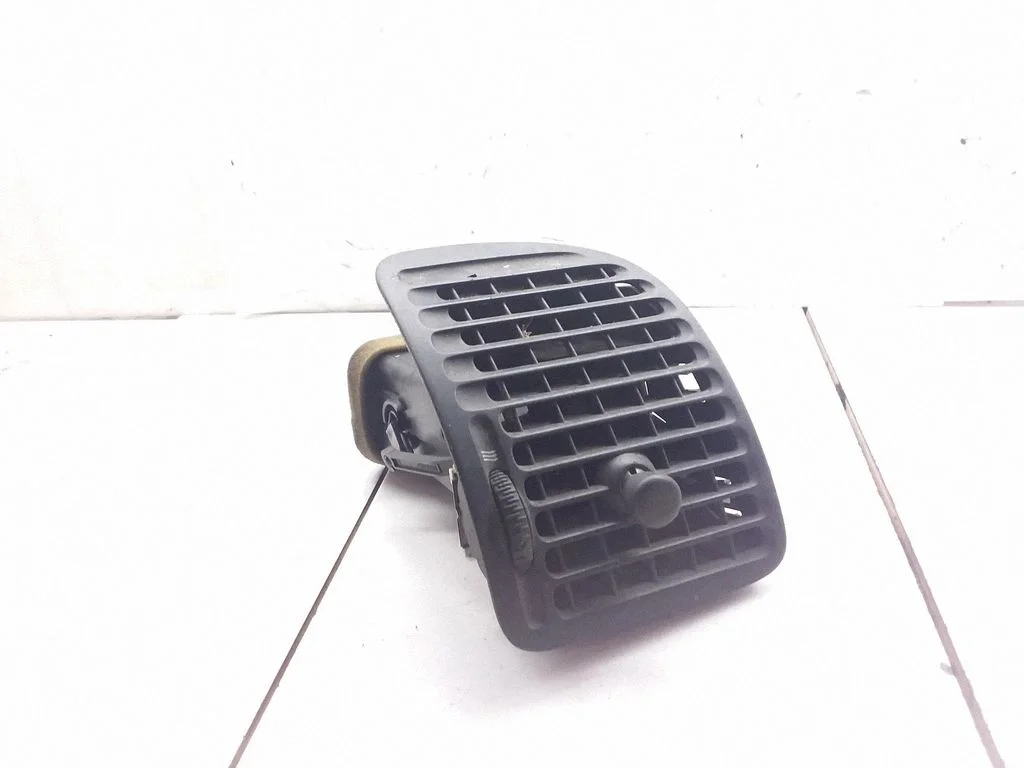 Dashboard side air vent grill/cover trim – Saab 9-3 Ver1 (1998-2005)