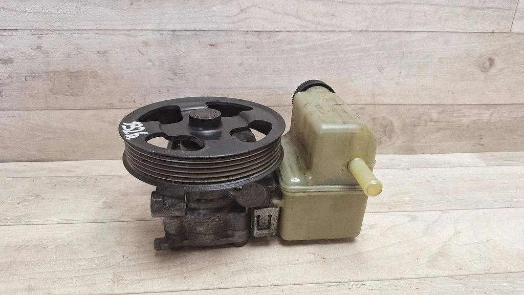 Power steering pump