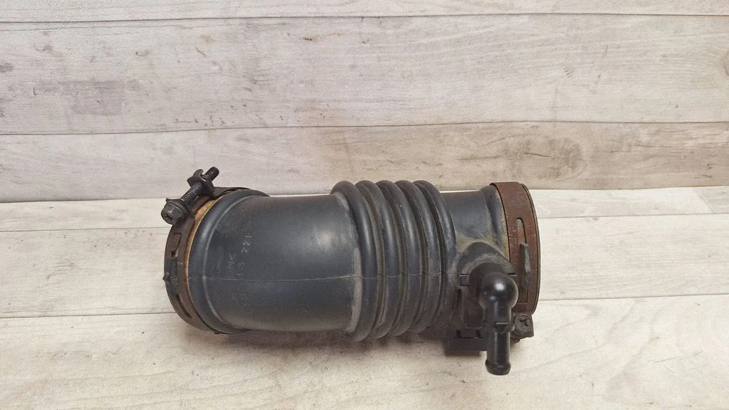 Air intake hose/pipe