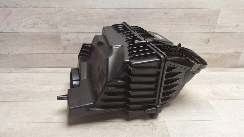 Air filter box – Citroen C4 Grand Picasso (2007-2013)