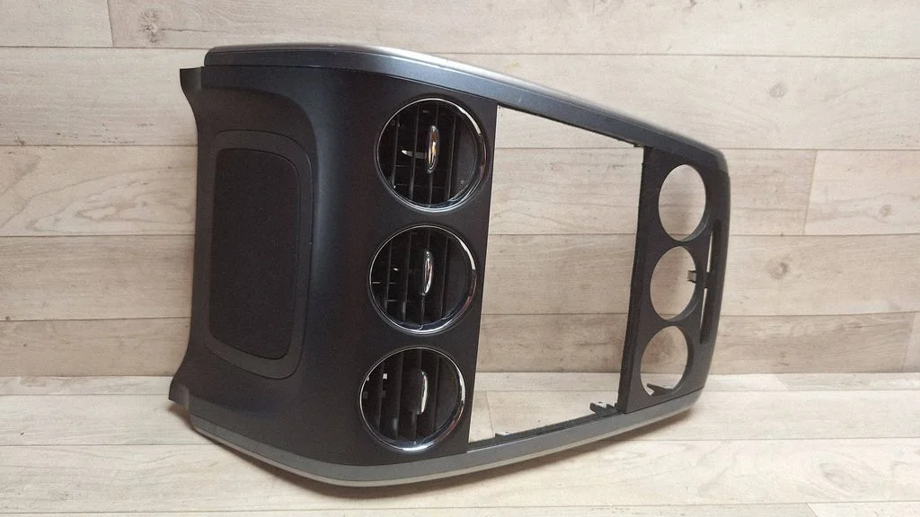 Dash center air vent grill