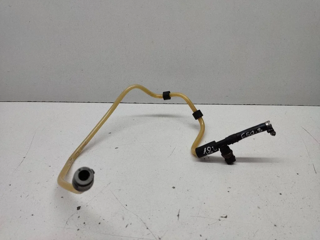 Fuel line pipe – BMW 5 Series E60 E61 (2004-2010)