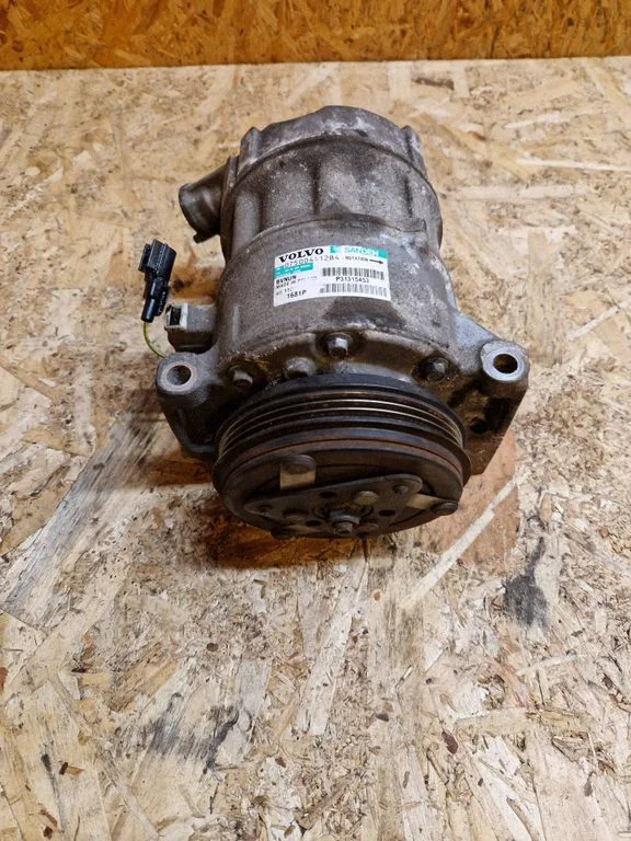Kliimakompressor (pump) – Volvo XC60 (2009-2013)