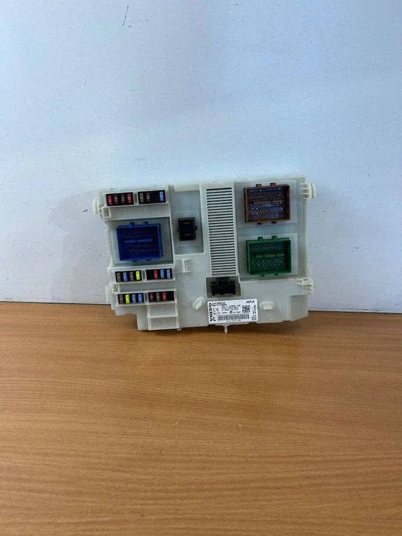 Fuse module – Volvo V60 (2013-2018)
