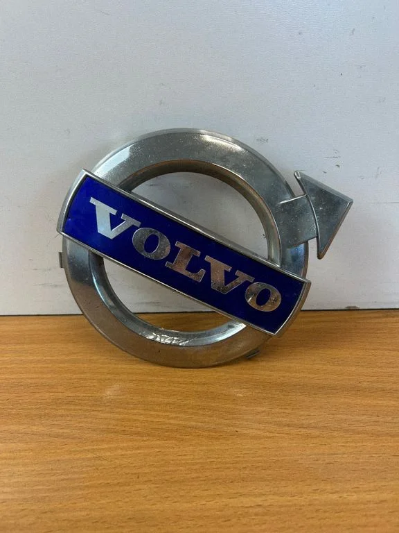 Tootja embleem (logo) – Volvo V60 (2013-2018)