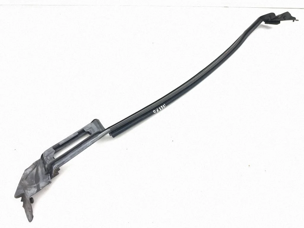 Rubber seal front door window/glass – BMW i3 (2013-)