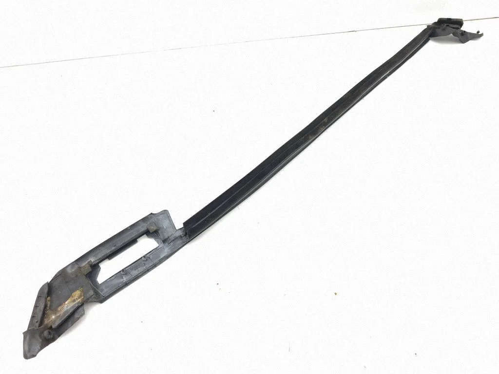 Rubber seal front door window/glass – BMW i3 (2013-)