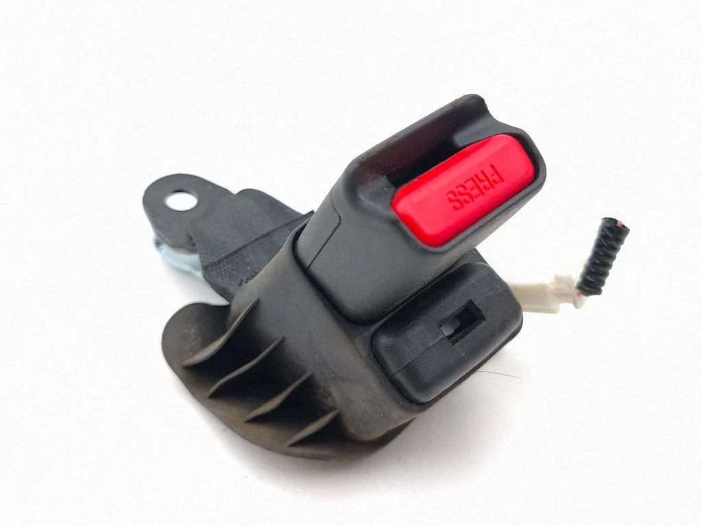 Rear seatbelt buckle – Toyota C-HR II (2023-)