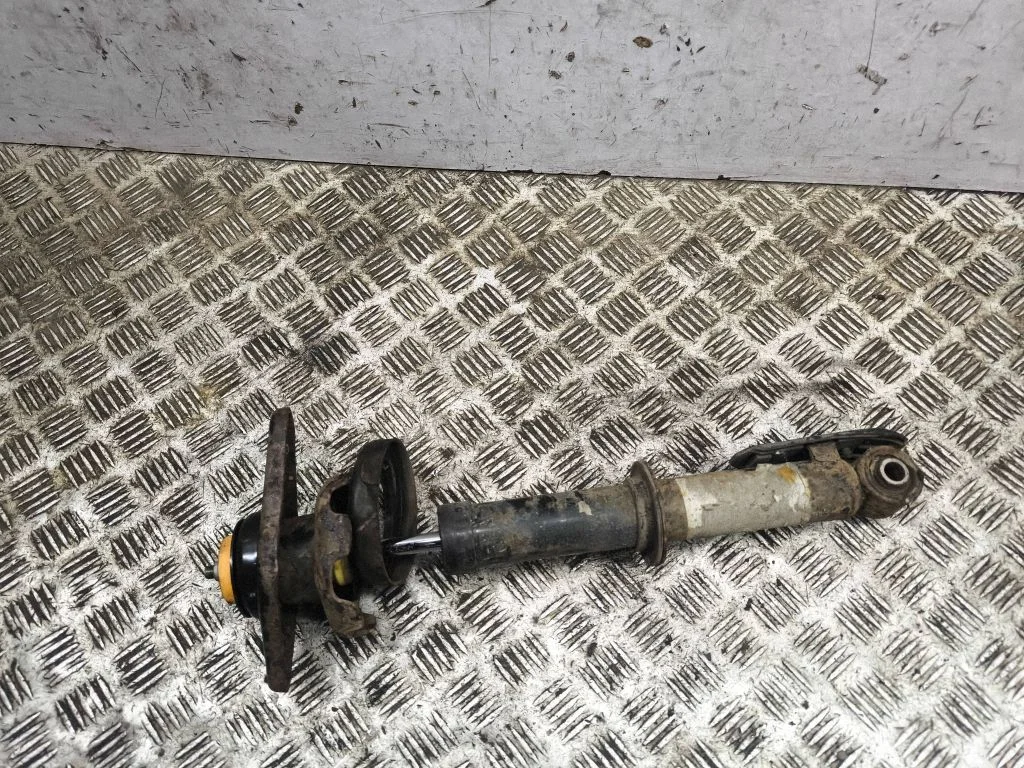 Aizmugurējais amortizators – Mini Cooper Countryman R60 (2011-2016)