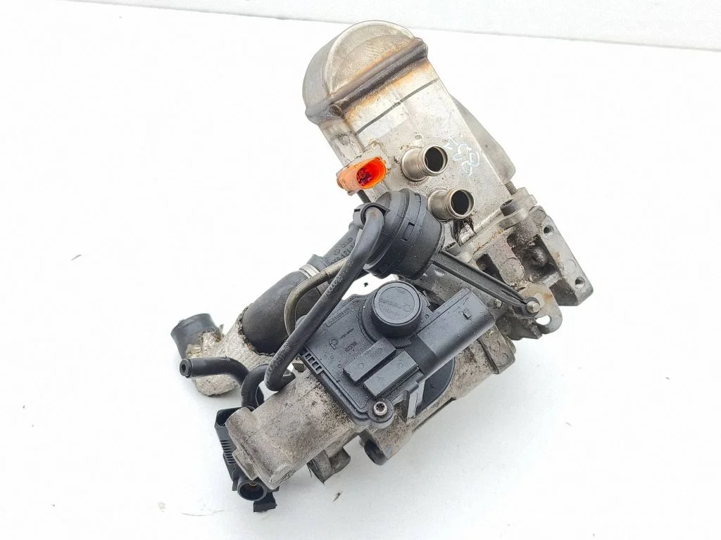 EGR valve cooler 059131063J