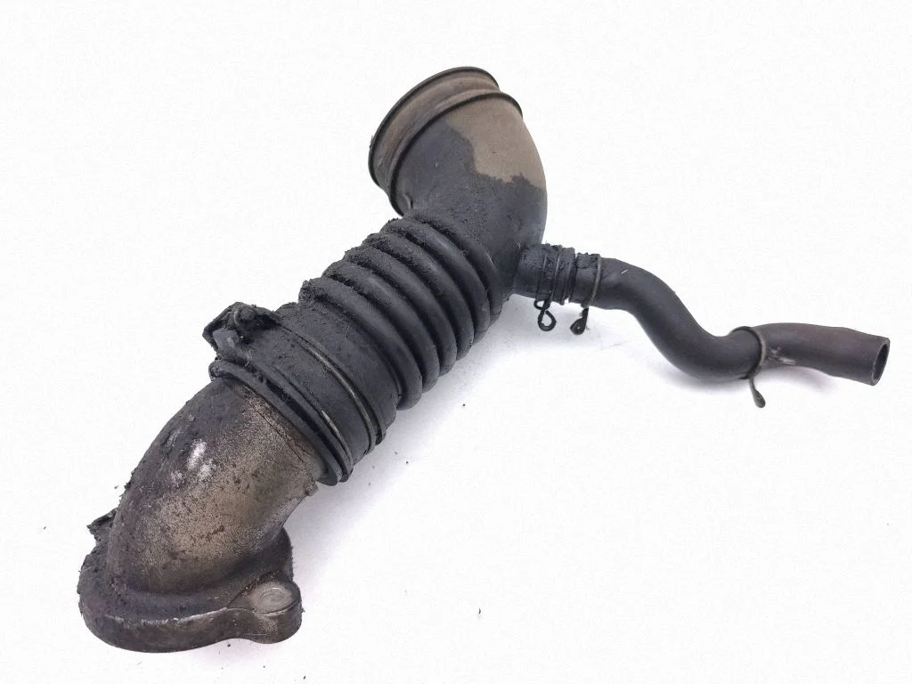 Turbo õhu sisselasketoru/ -voolik – Lexus IS 220D-250-350 (2006-2013)