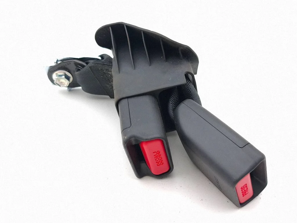 Rear seatbelt buckle – Toyota C-HR II (2023-)