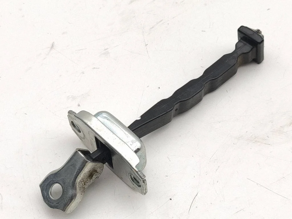 Front door check strap stopper 20221119B