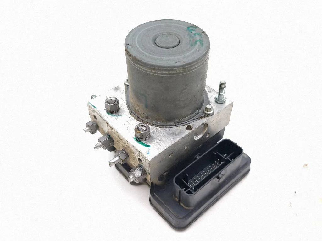 ABS block – Nissan Juke II F16 (2019-)