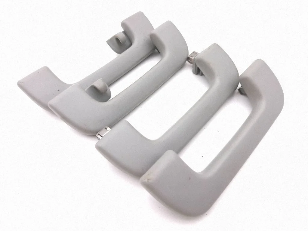 A set of handles for the ceiling – Audi A4 S4 B9 (2015-2019)