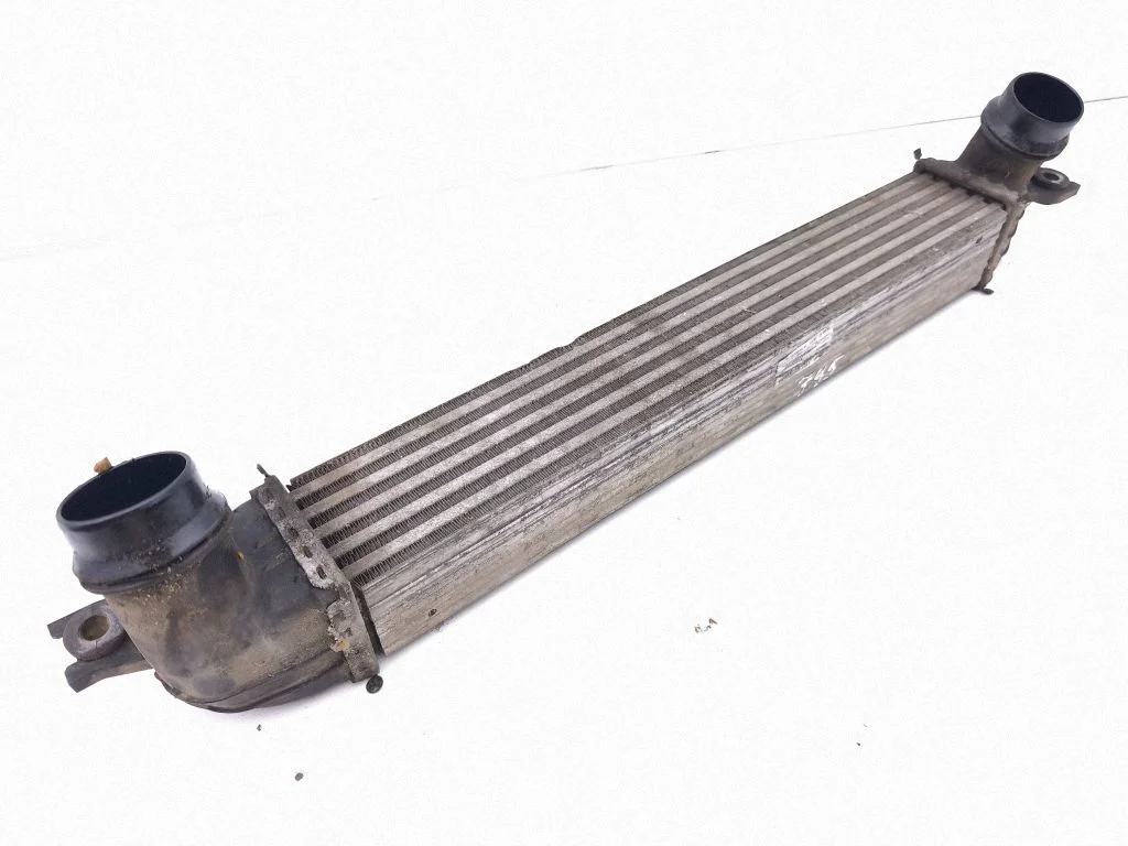 Vahejahuti radiaator – Mini Cooper Countryman R60 (2011-2016)