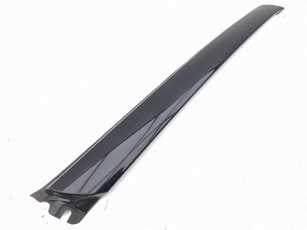 Windshield trim 768376PA0B