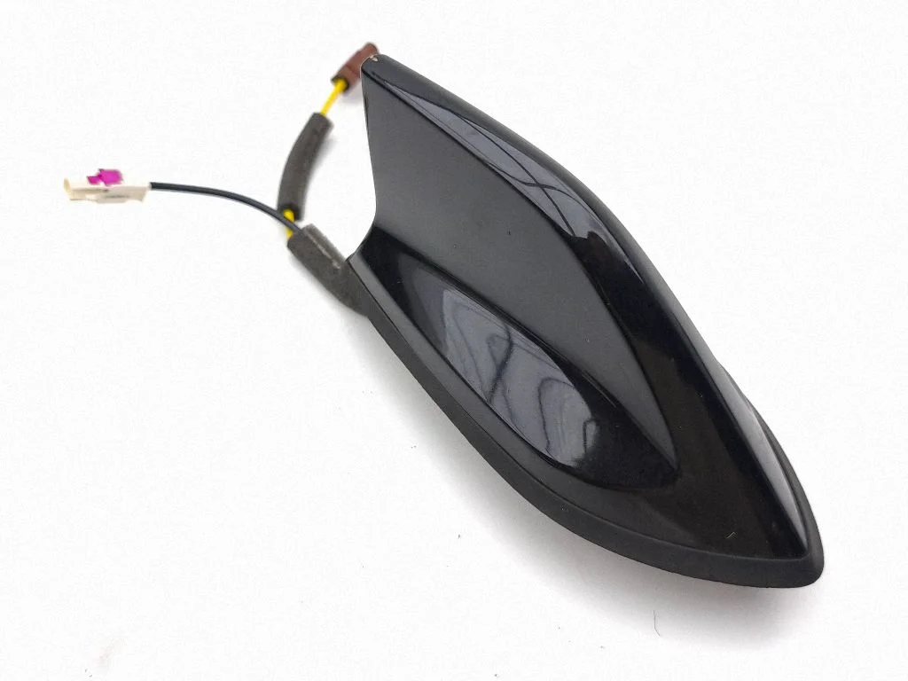 Radio antenna 282086PA2B