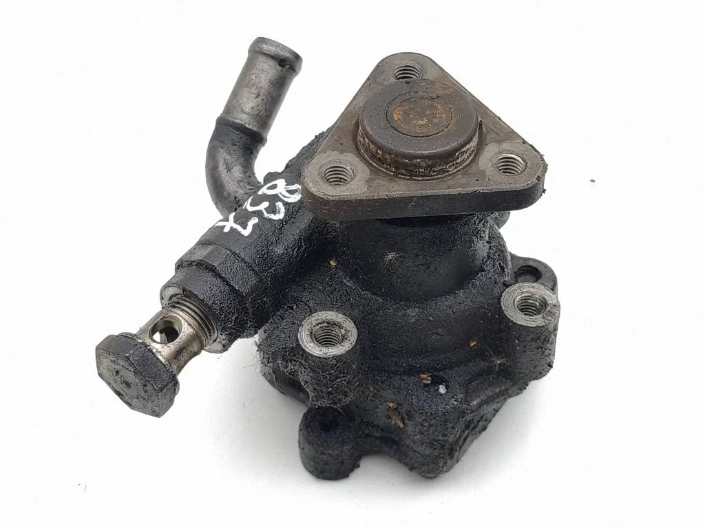 Roolivõimendi pump