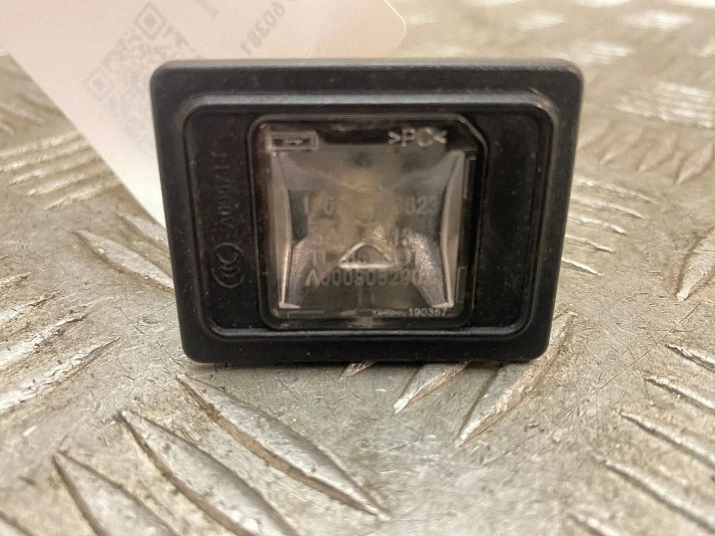 Number plate light – Mercedes-Benz GLC-Class C253 (2016-)