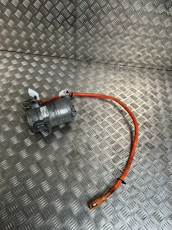 Kliimakompressor (pump) 31694653