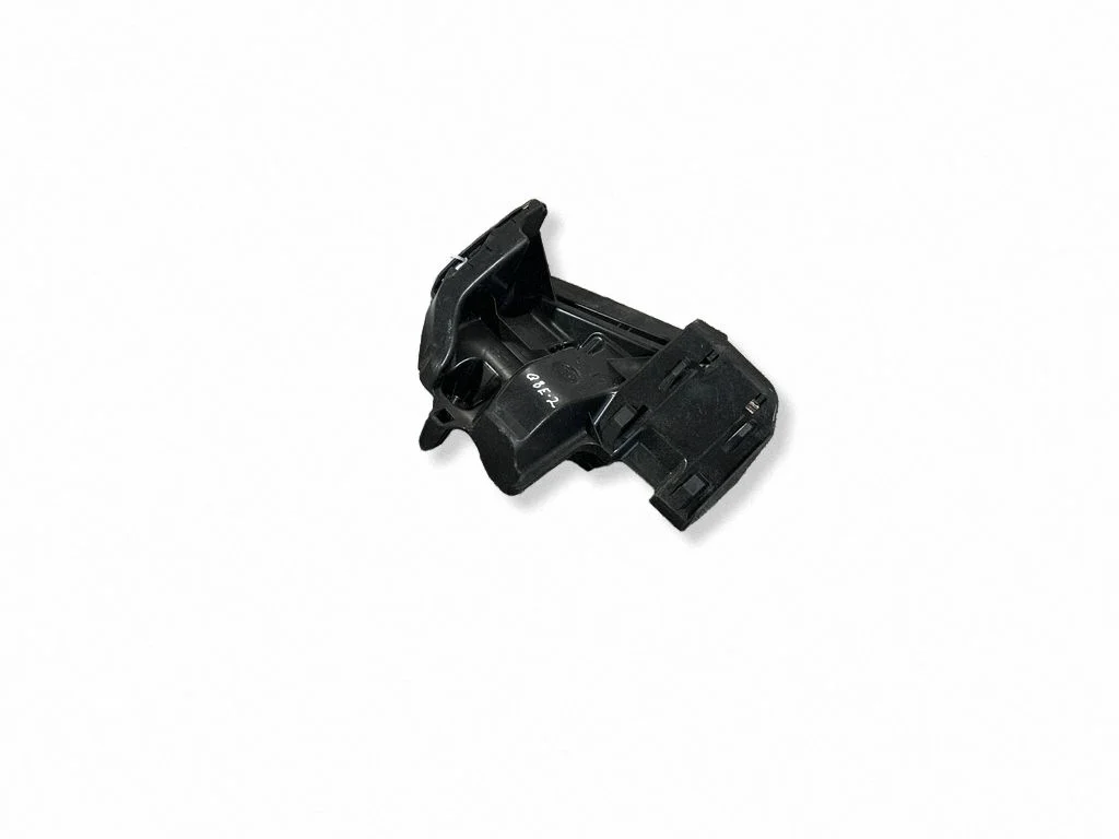 Rear bumper mounting bracket – Audi RS Q8 (2019-)