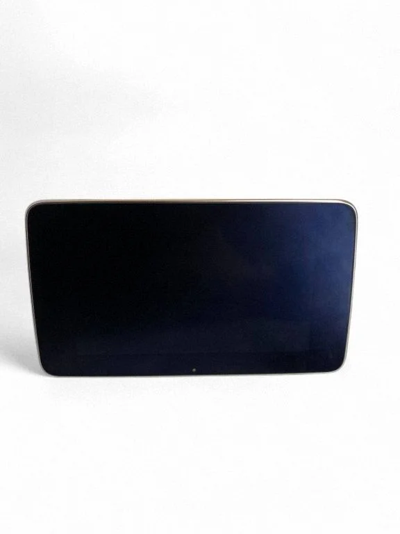 Screen/display/small screen – Mercedes-Benz C-Class W205 (2014-2021)