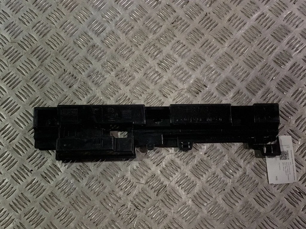 Sill supporting ledge 7256917