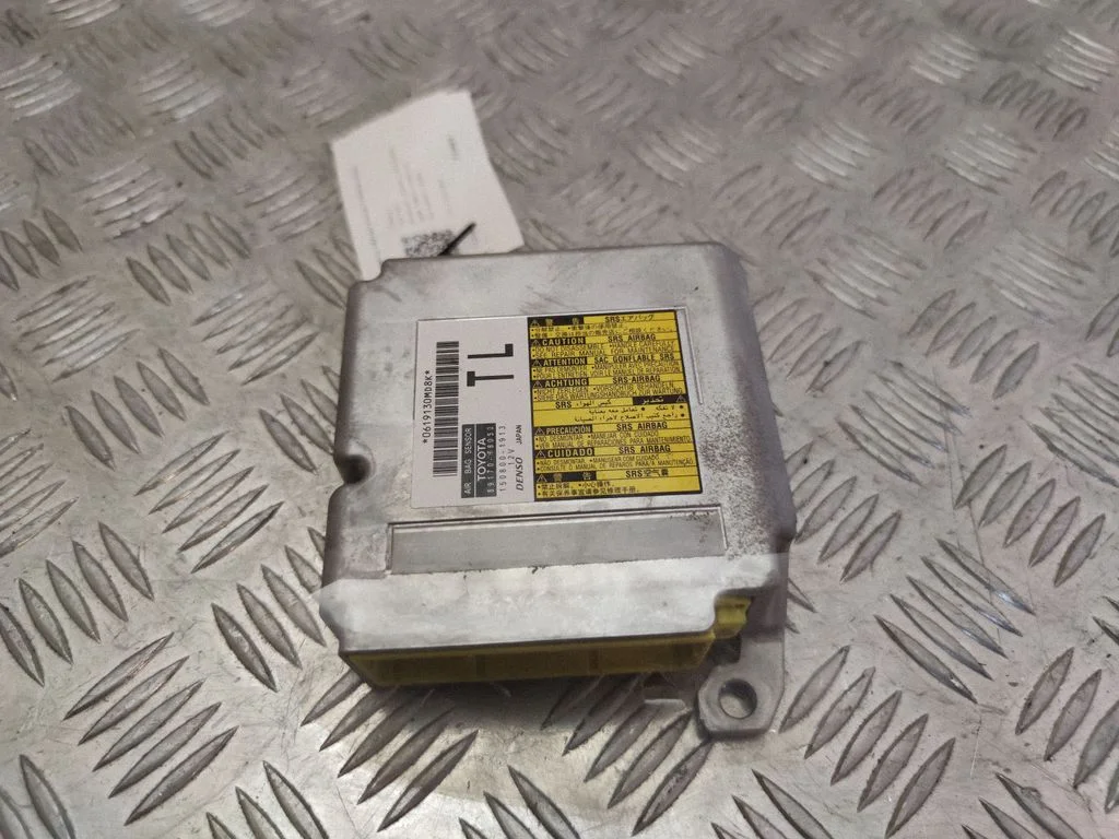 Airbag control unit/module – Lexus NX (2014-2021)