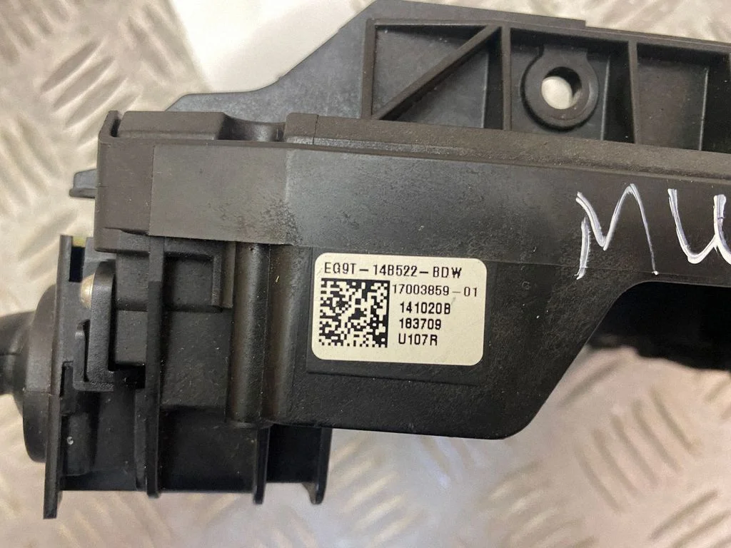 Sviru komplekts EG9T14B522BDW