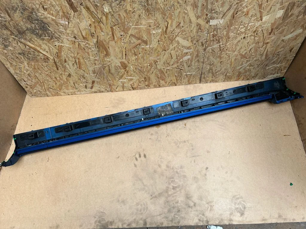 Sill 31672377