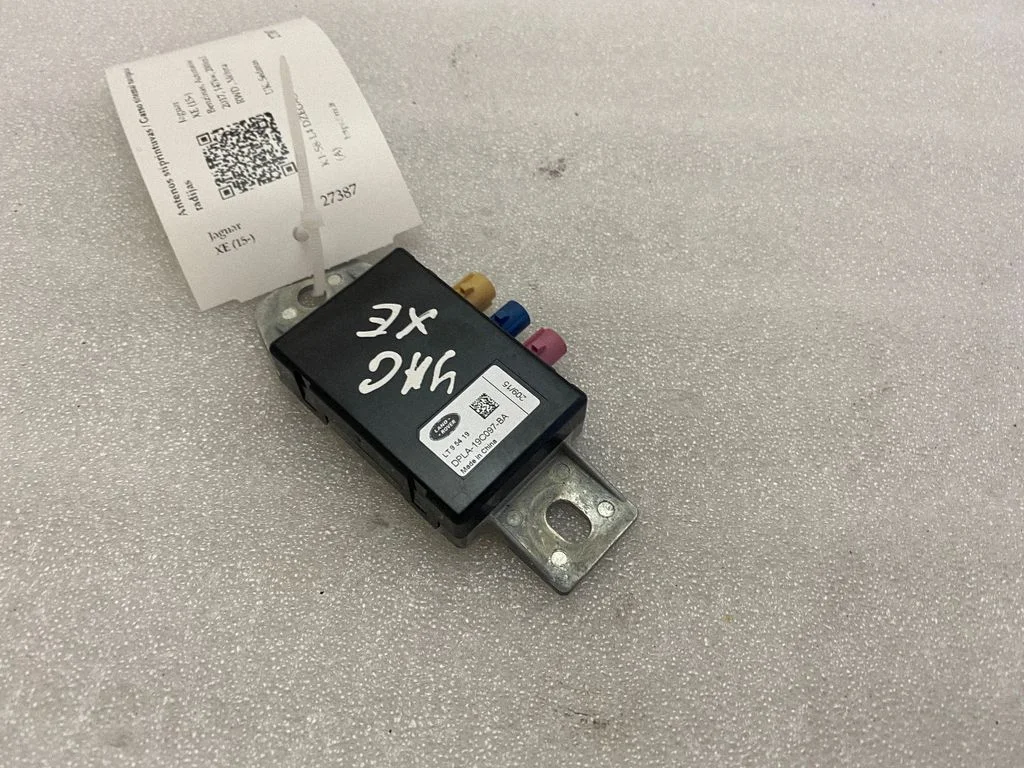 Aerial antenna amplifier – Jaguar XE (2015-)