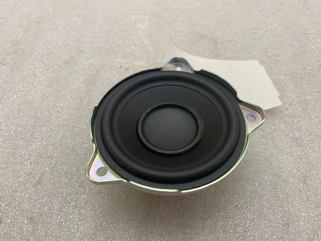 Front door speaker – Jaguar E-Pace (2017-)