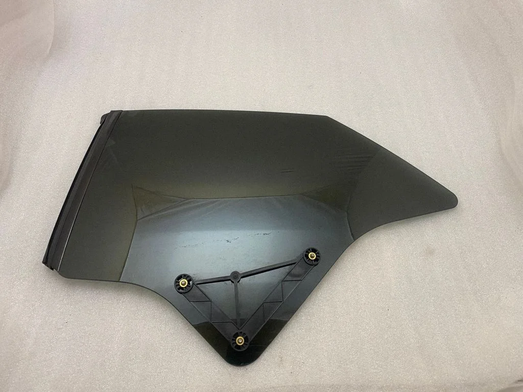 Tagumine kere külgklaas A2386703100
