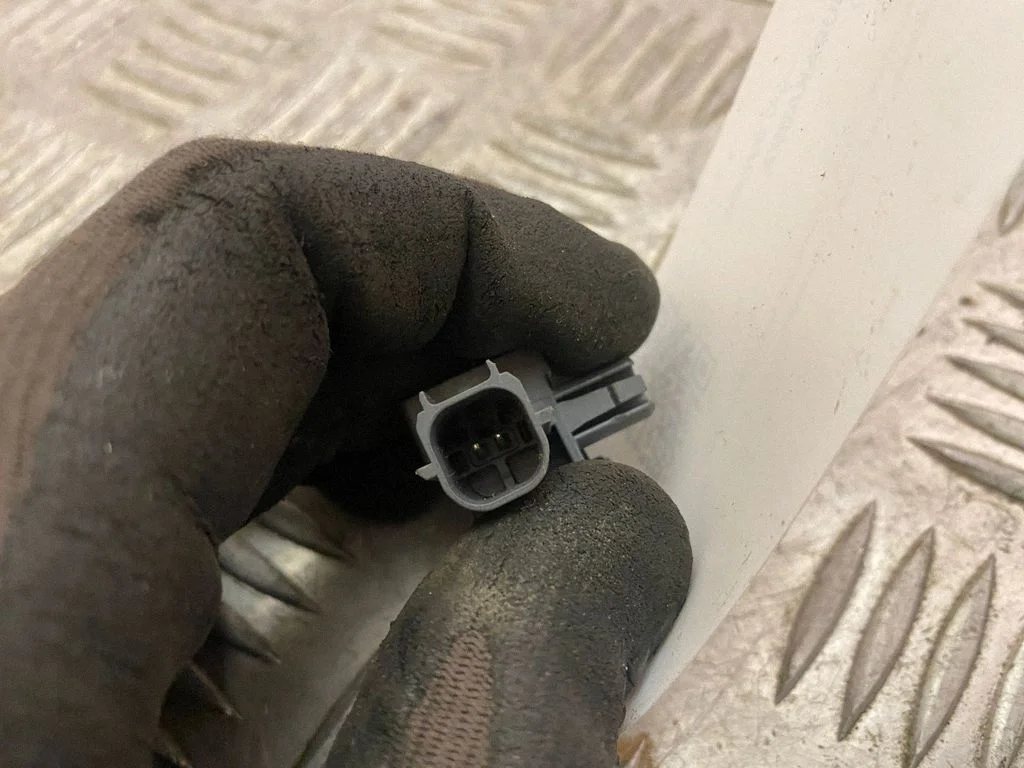 Airbag deployment crash/impact sensor – Volvo XC90 (2014-)