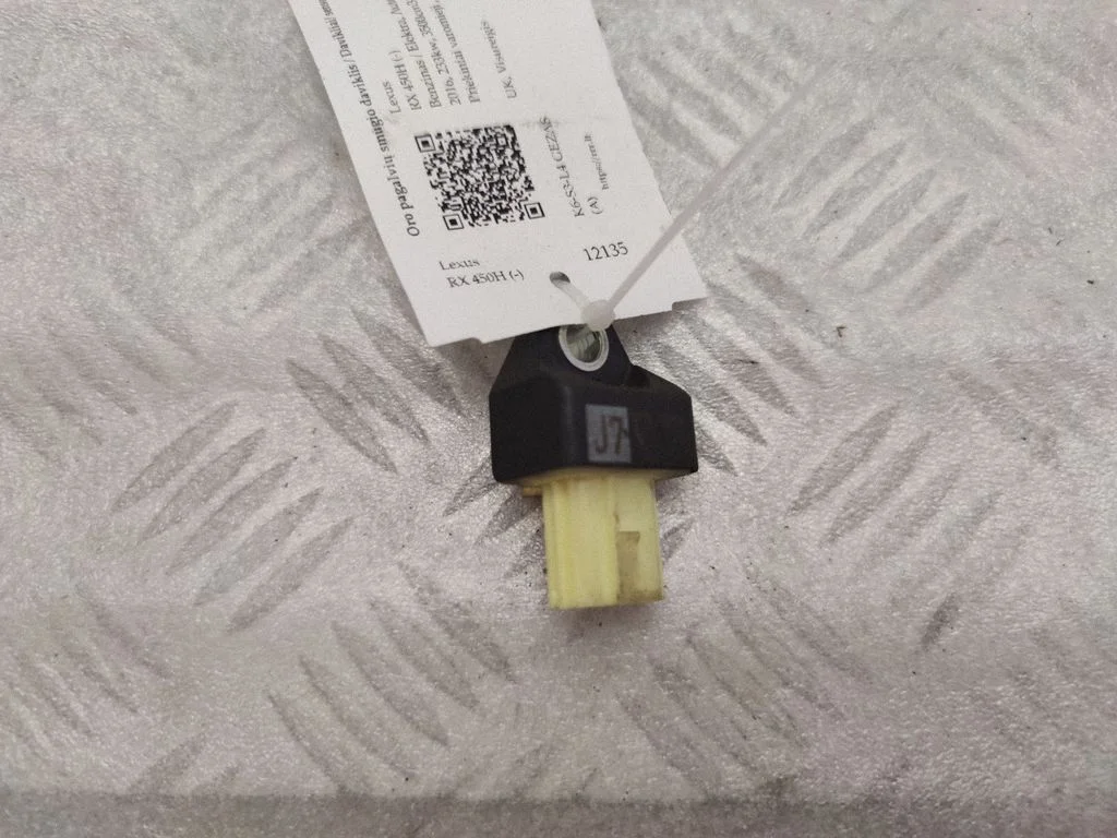 Airbag deployment crash/impact sensor – Lexus RX 450H (2016-)