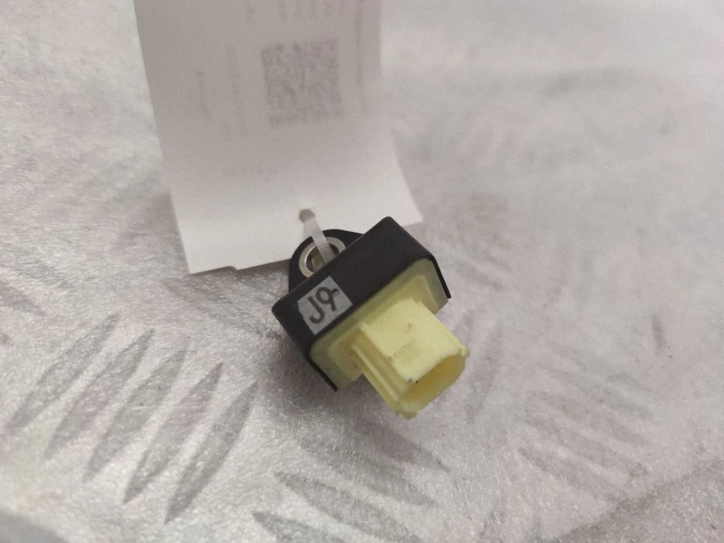 Airbag deployment crash/impact sensor – Lexus RX 450H (2016-)