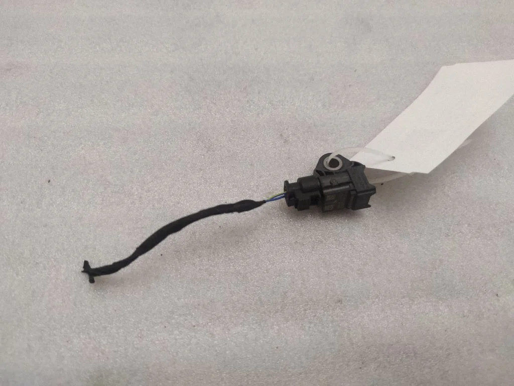ESP acceleration yaw rate sensor – BMW 7 Series G11 G12 (2015-2022)