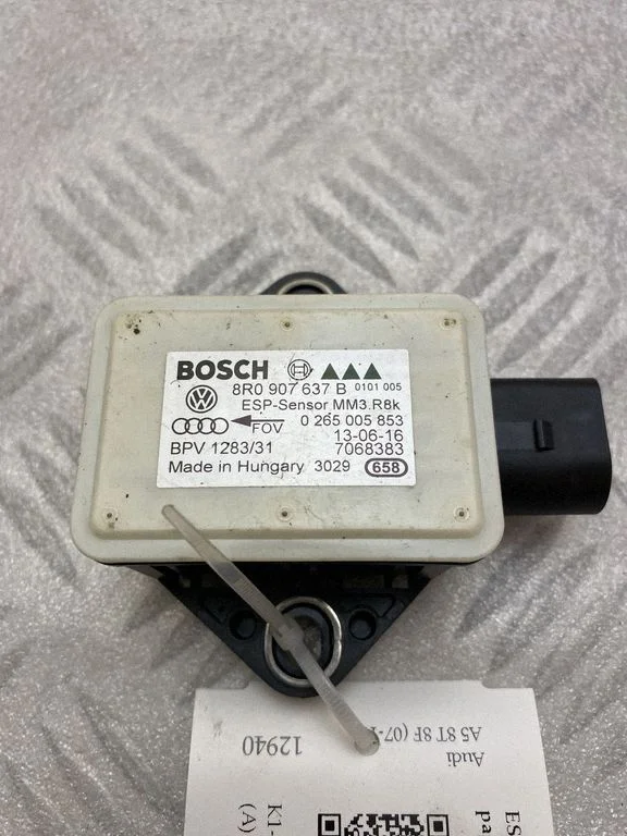 ESP (stabilitātes sistēmas) sensors (paātrinājuma sensors) – Audi A5 Sportback 8TA (2009-2016)