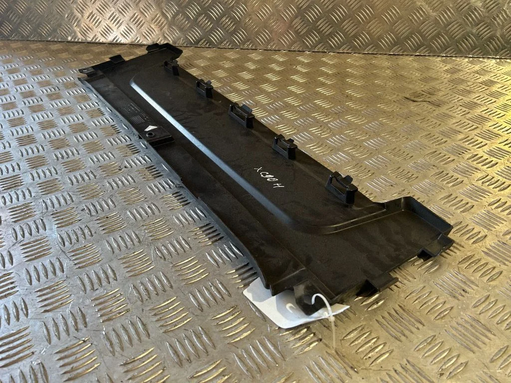 Radiator trim 31383508