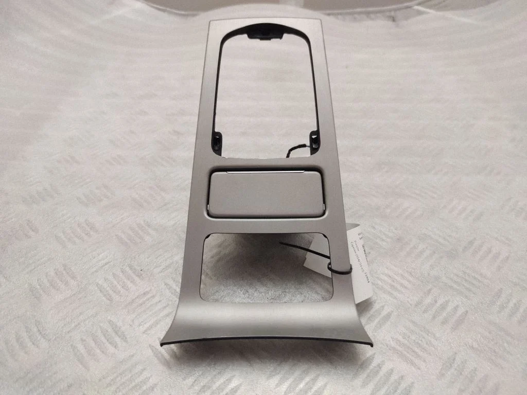 Other center console (tunnel) element – Porsche Cayenne (92A) (2010-2017)